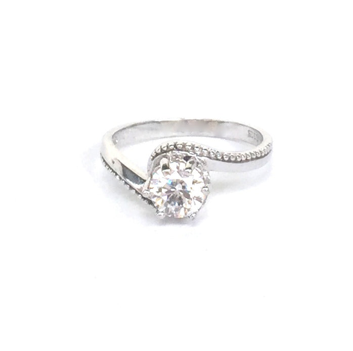 SPARKLING CLEAR STONE STERLING SILVER RING