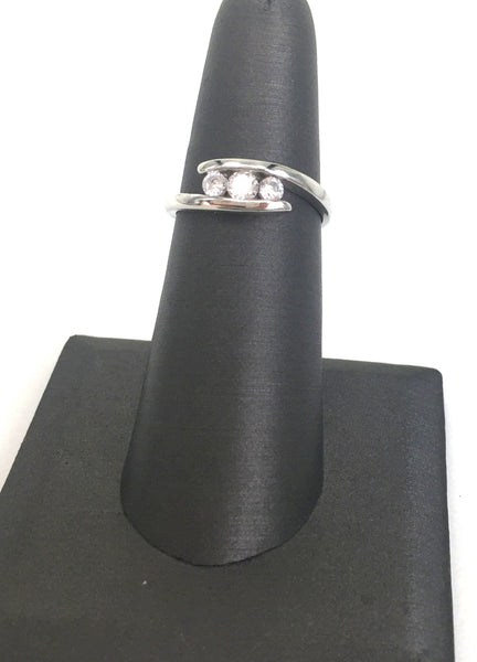 THREE CLEAR STONES STERLING SILVER RING