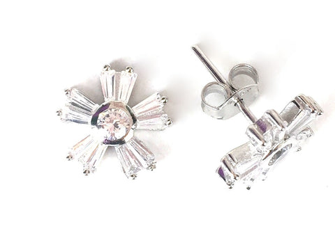 SPARKLING FLOWER STUD CLEAR CZ STERLING SILVER EARRINGS