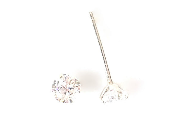 FOUR-CLAW ROUND CLEAR CZ STUD STERLING SILVER EARRINGS